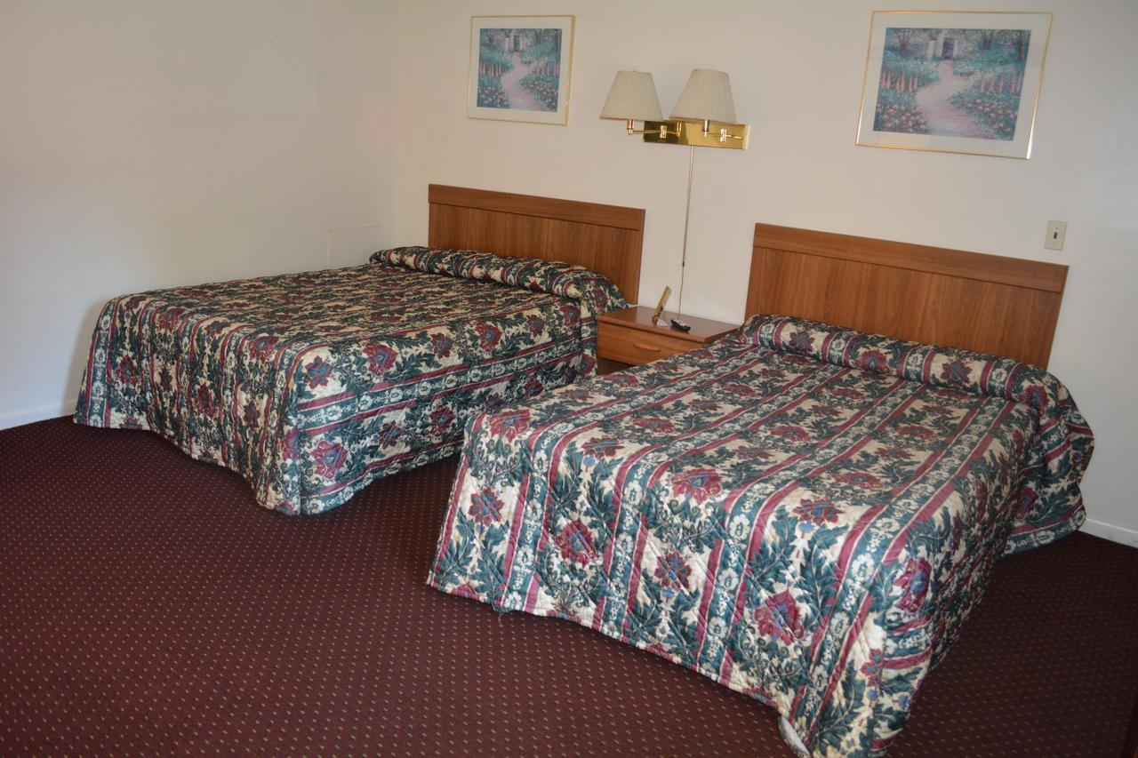 Ventura Motel Лудингтон Экстерьер фото